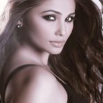 Daisy Shah2