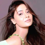 Sara Khan