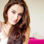 evelyn sharma