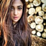 Monali Thakur 2
